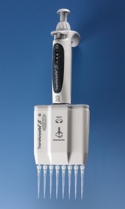 Brand - Micropipette Transferpette S multicanale con 8 puntali